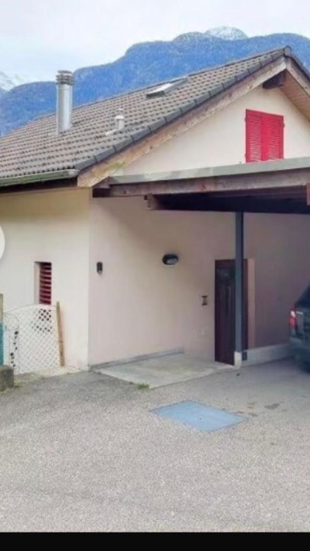 Gemuetliche Mit Garten Apartamento Biasca